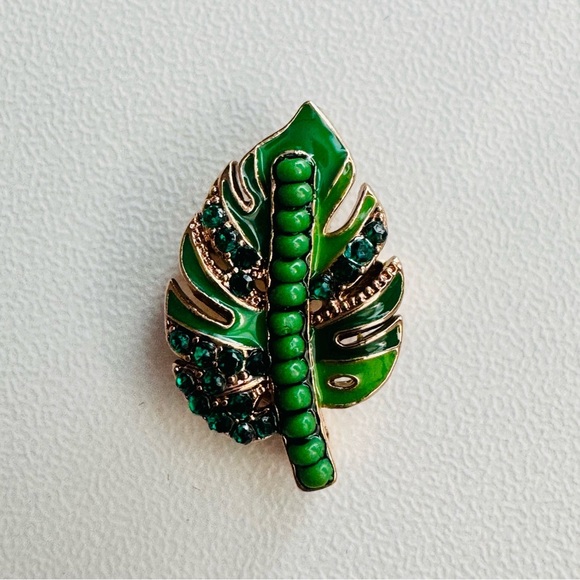 NWT Keep Collective Green Leaf Charm - Tropical Bracelet Slider - Picture 2 of 4